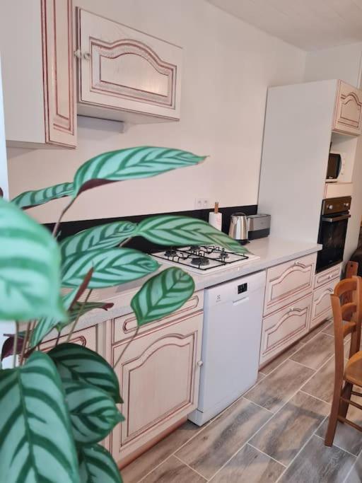 Gite Du Bibicherat Largillay-Marsonnay Exteriör bild